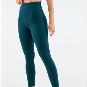 Fabletics Define Legging 7/8